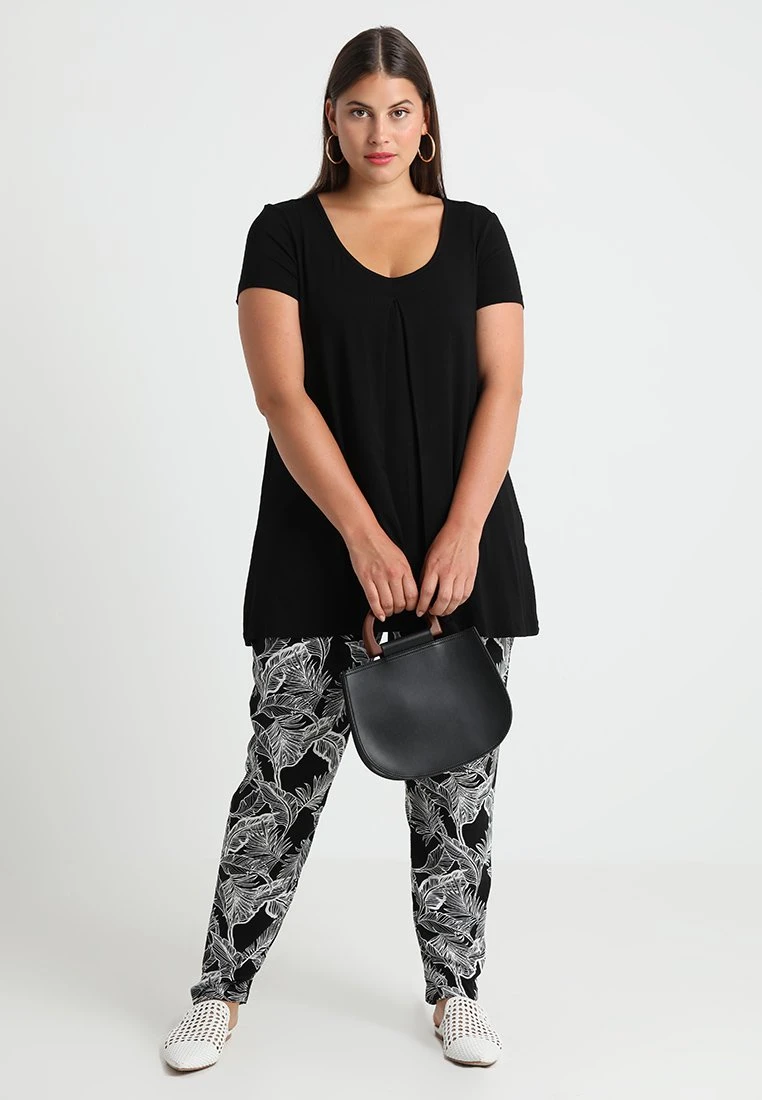 T-shirt Basic - Black/black - obrazek 2