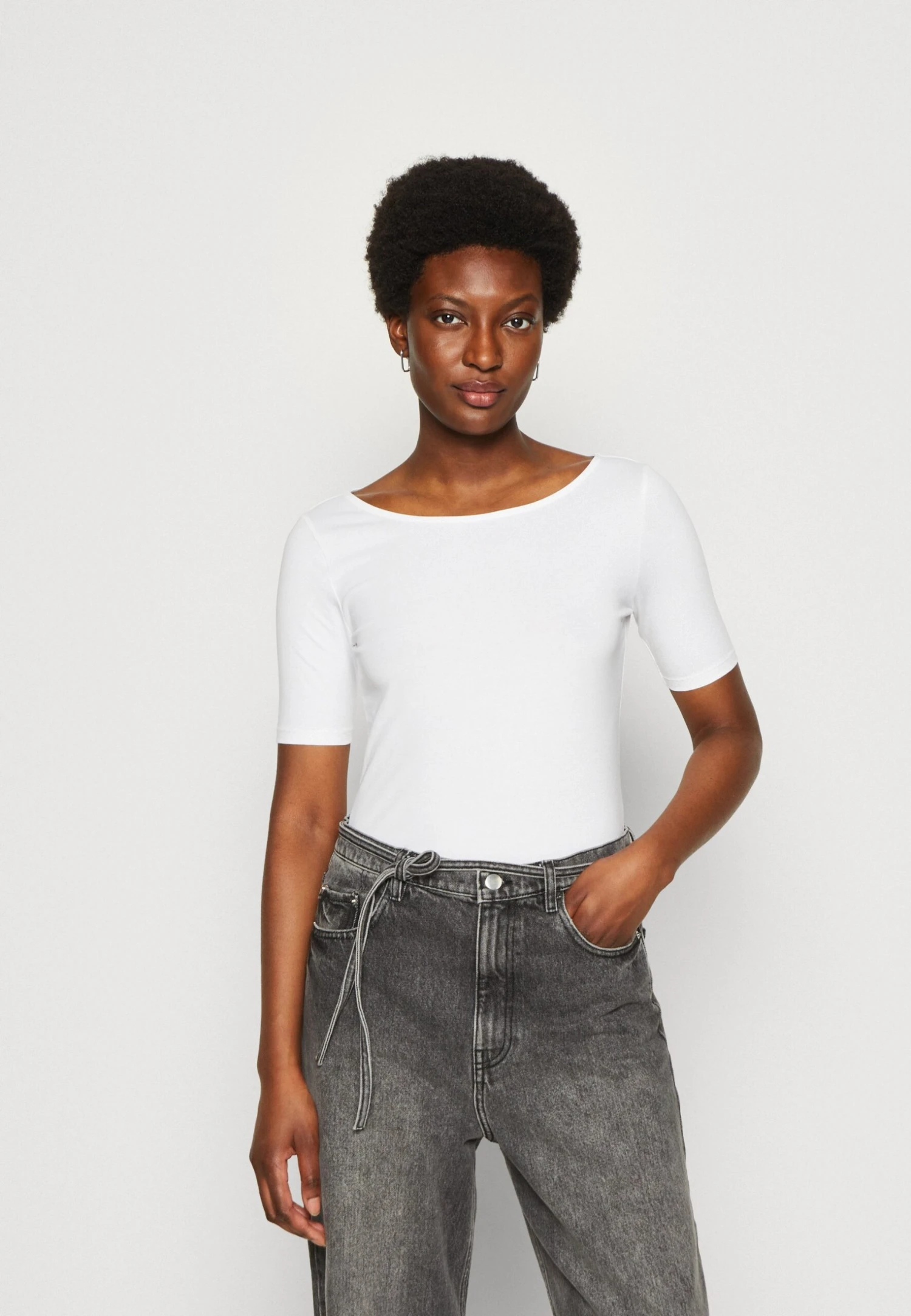 Anna Field T-shirt Z Nadrukiem - Dark Yellow/white - obrazek 4