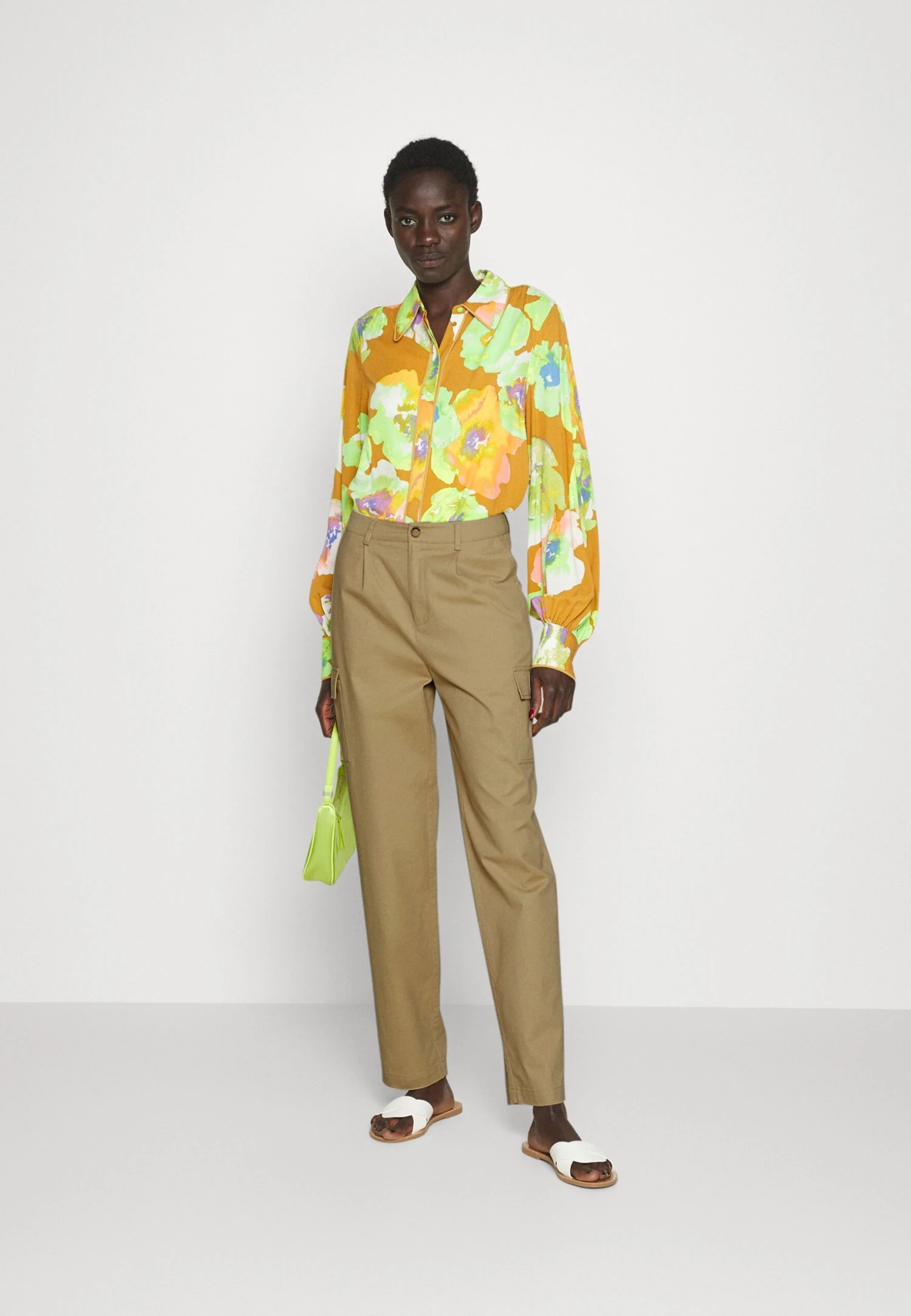 Bojówki - Beige - obrazek 2