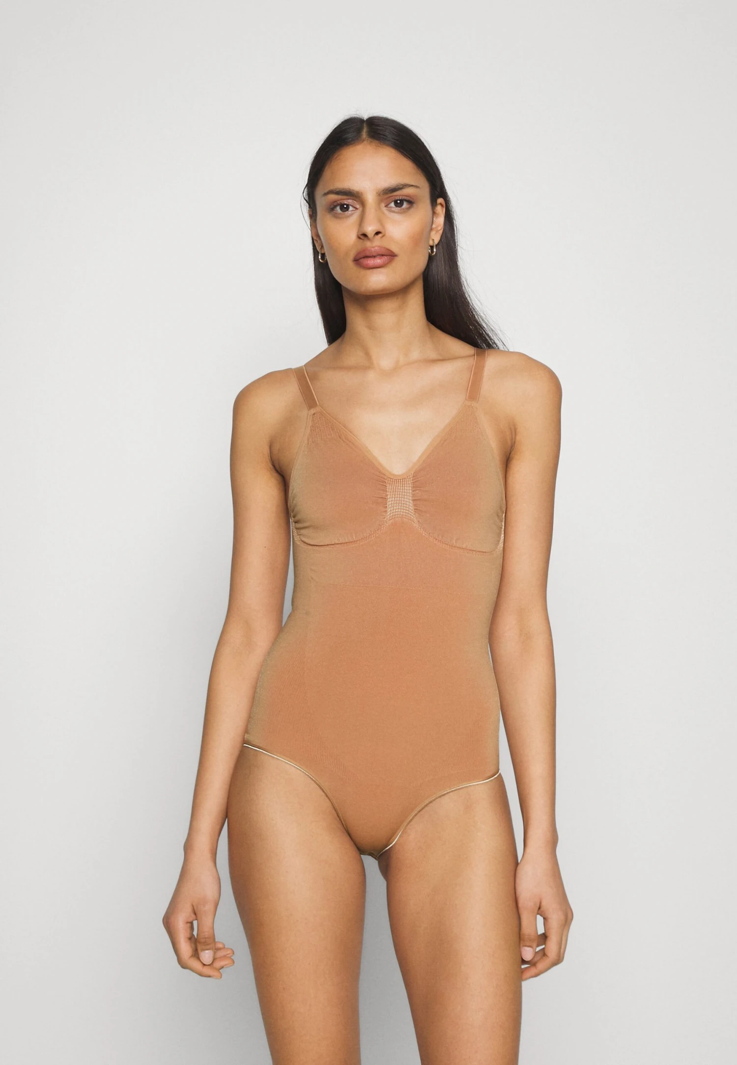 Anna Field Body - Nude