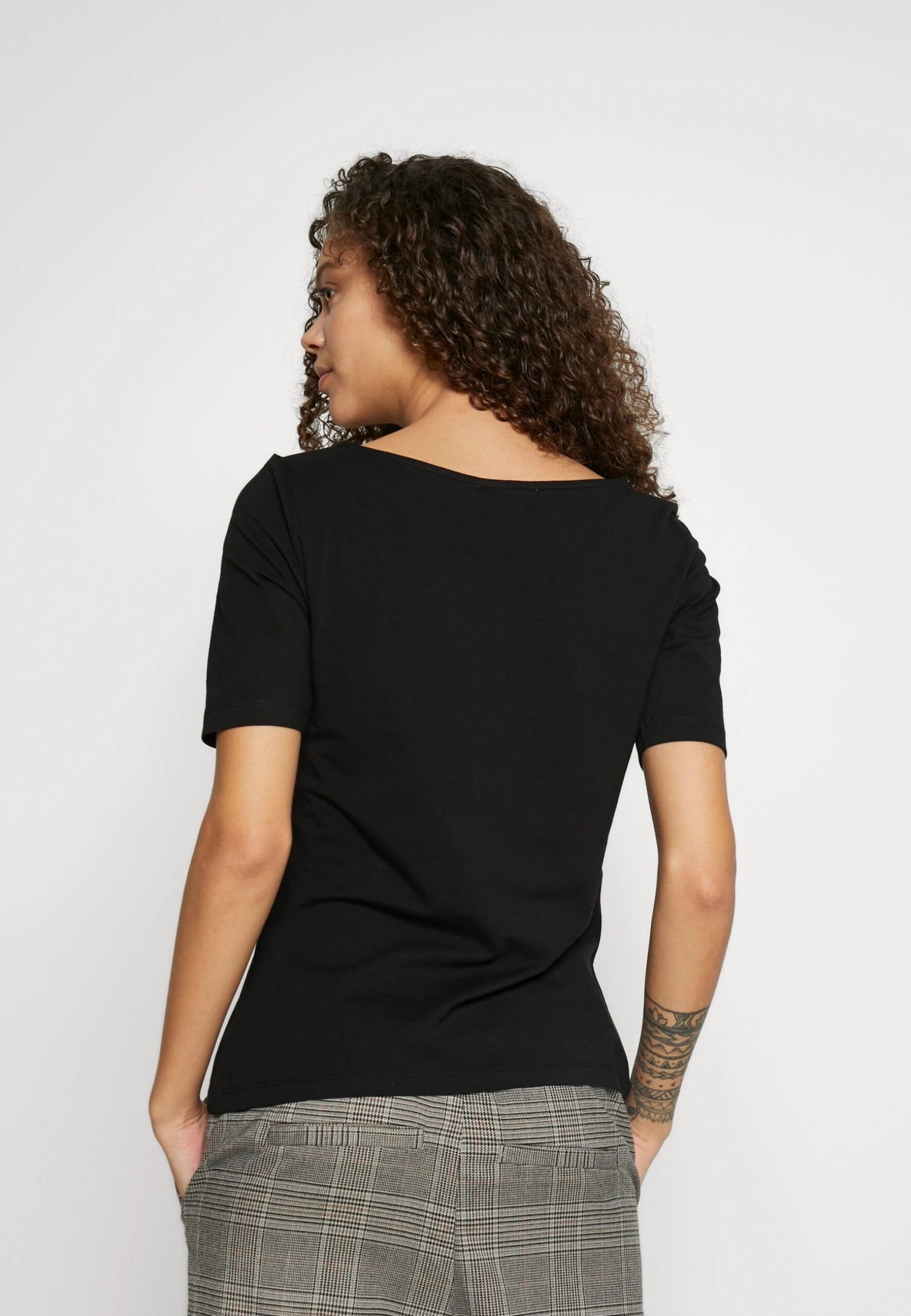 BASIC CREW NECK - T-shirt Basic - Black - obrazek 3