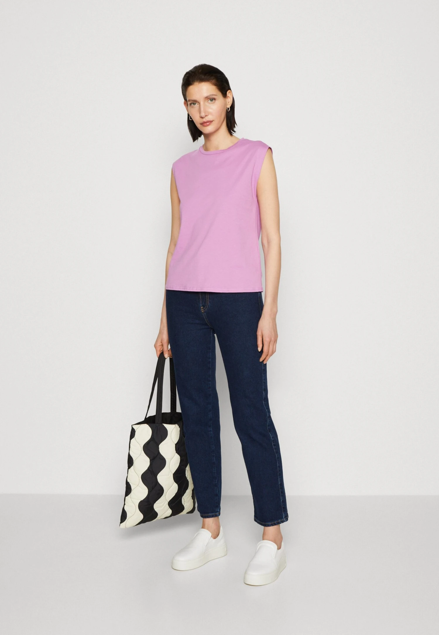 Anna Field T-shirt Basic - Lilac - obrazek 2