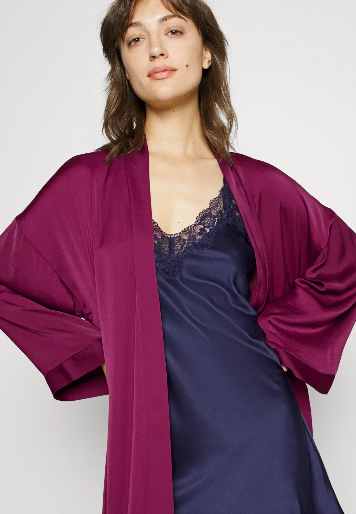 Anna Field BRIDAL DRESSING GOWN - Szlafrok - Purple