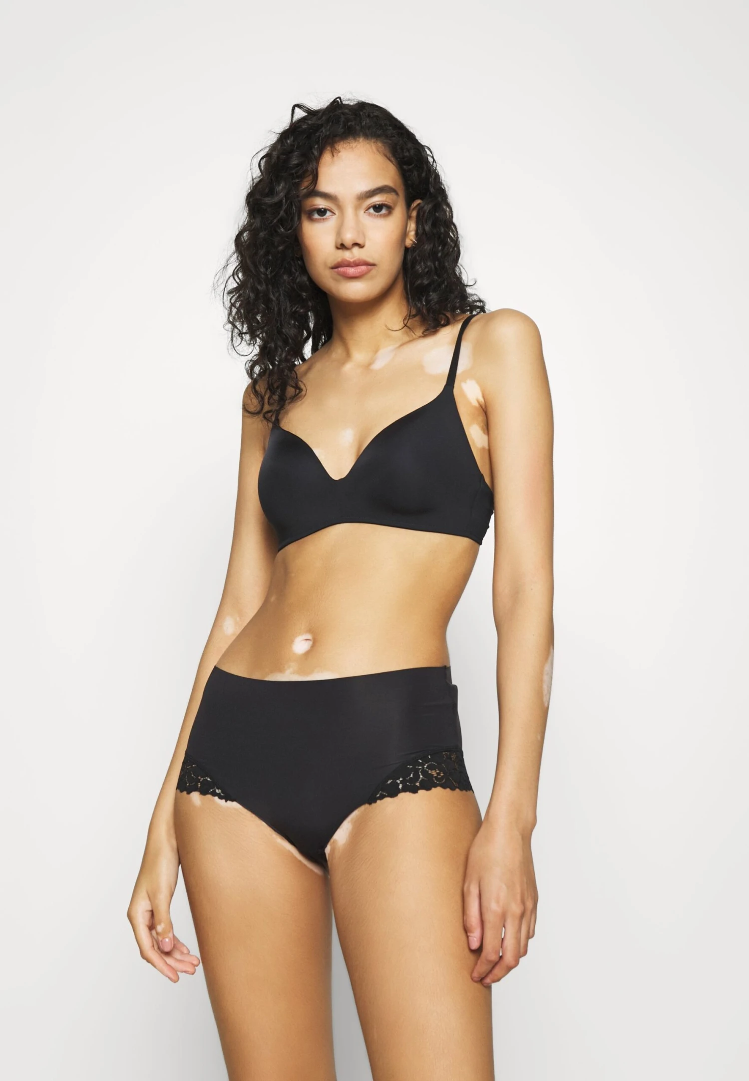 Anna Field JUNIPER 5PP HIGHWAIST - Figi - Black