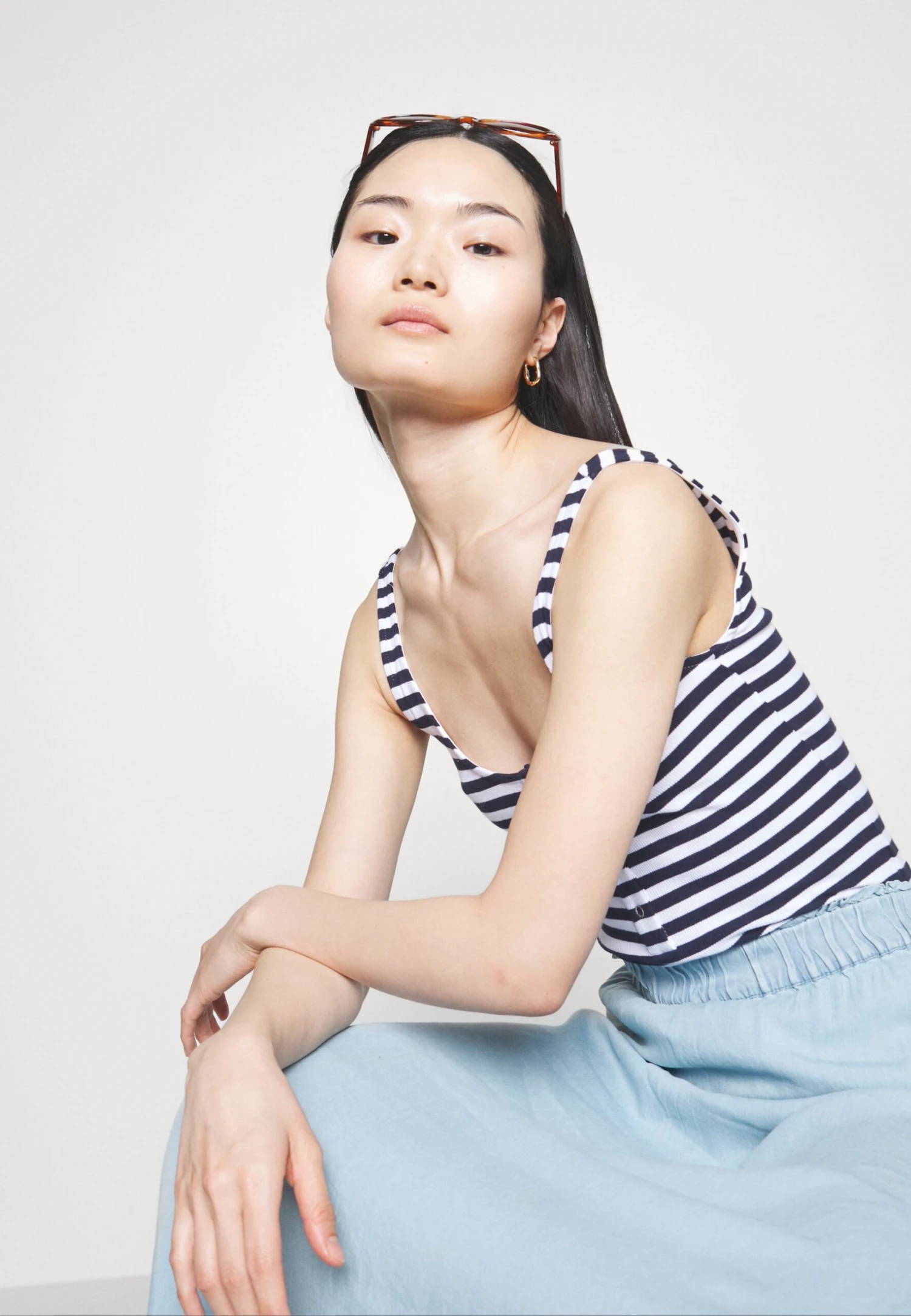 Top - White/blue - obrazek 4