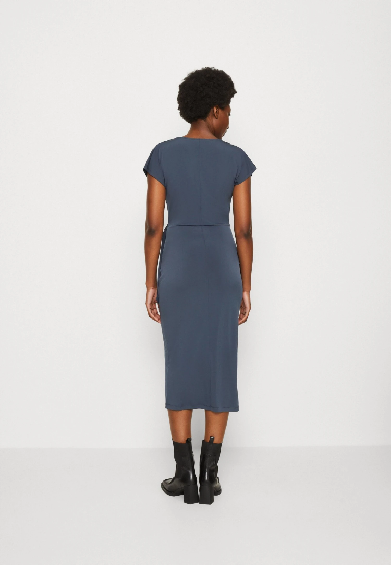 Anna Field Sukienka Z Dżerseju - Dark Blue - obrazek 4