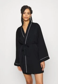 Anna Field AMANDA SATIN DRESSING GOWN - Szlafrok - Black