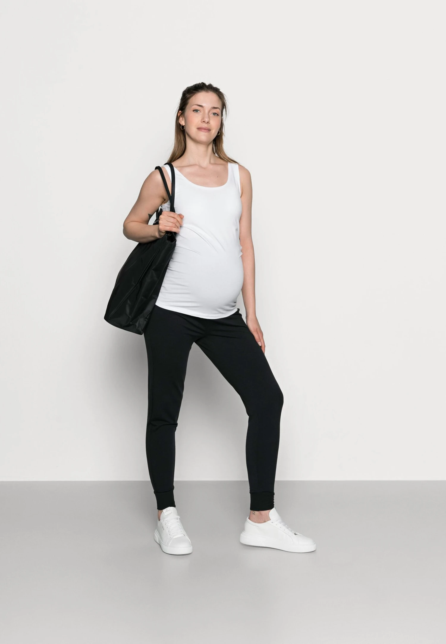 Spodnie Treningowe - Black - obrazek 2