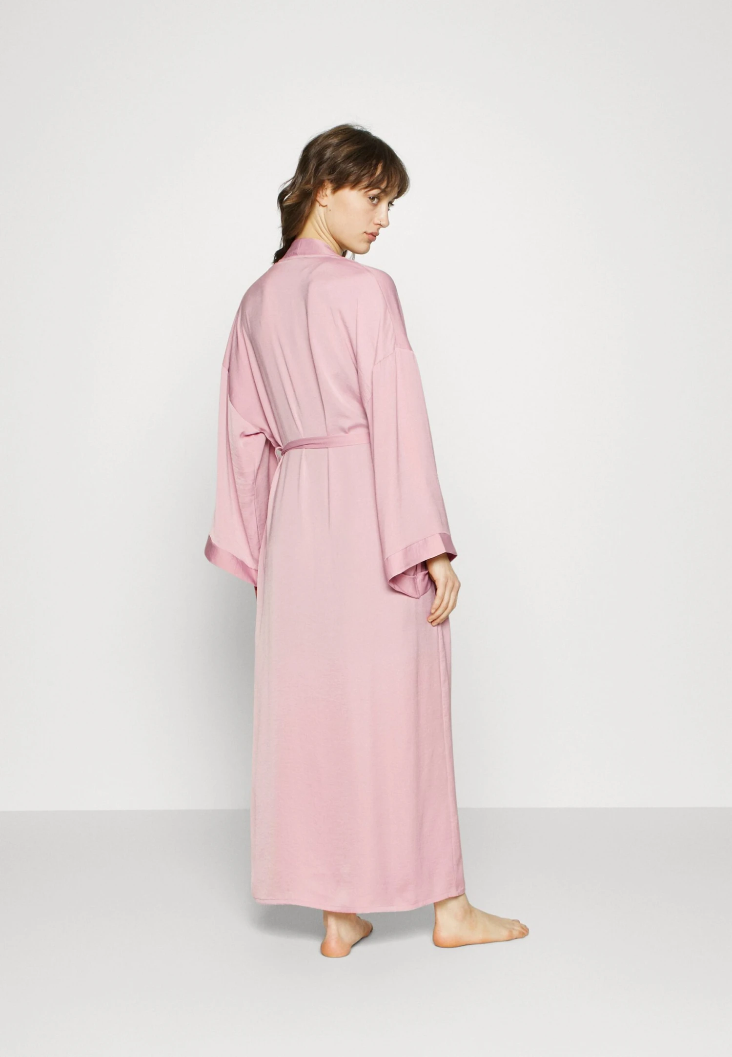 Anna Field BRIDAL DRESSING GOWN - Szlafrok - Pink - obrazek 3